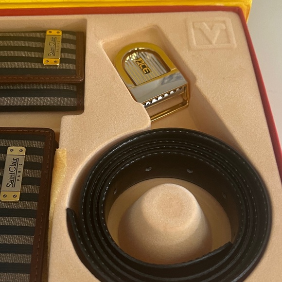 Black and Brown Accessory Set - Picture 3 of 5